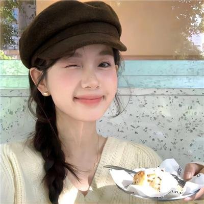 女大学生